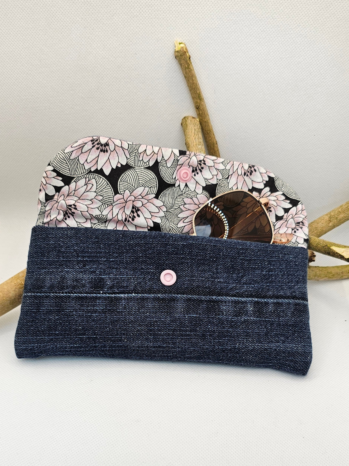 Pochette pour lunette Lotus