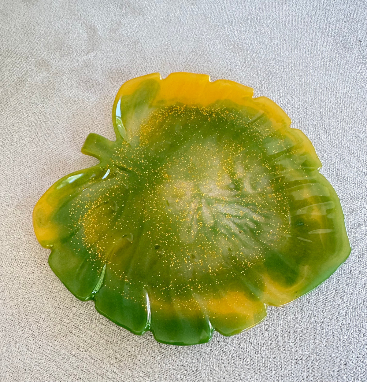 Vide-poche feuille tropicale